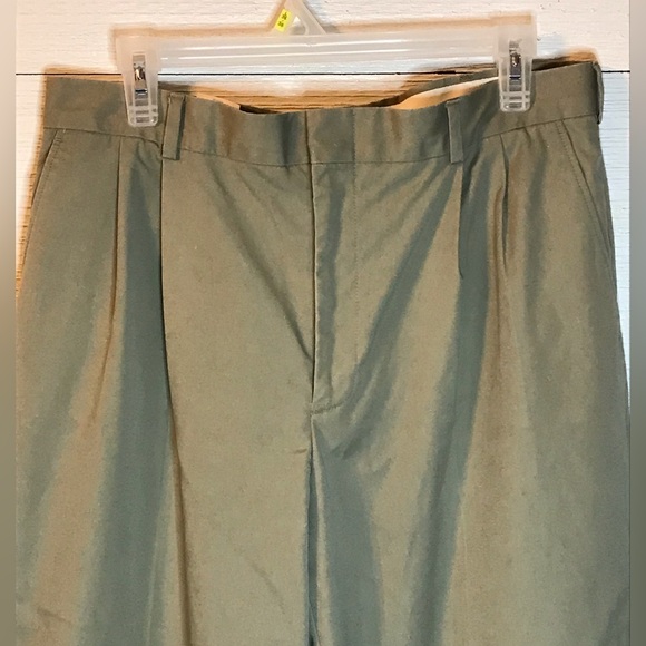 Land’s End tan pleated dress pants, 33 waist - Picture 5 of 12